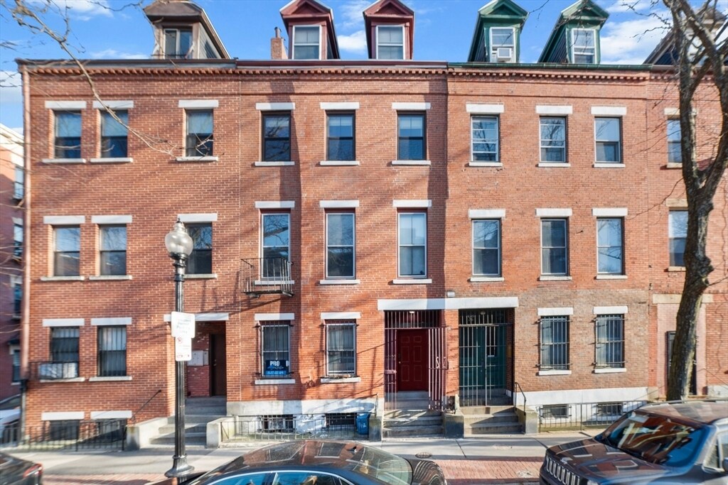 248 Shawmut Ave in Boston, MA - Building Photo