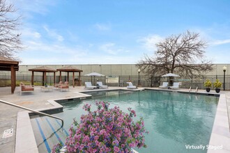 Ovation Apartments in Austin, TX - Building Photo - Building Photo