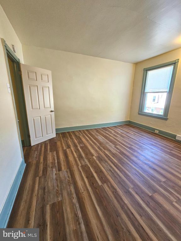 property at 5515 N Fairhill St