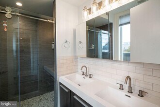 1757 Waterloo St in Philadelphia, PA - Building Photo - Building Photo