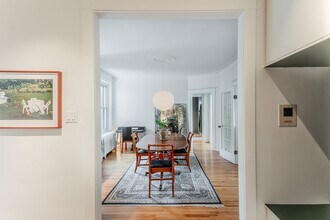 1470 Bernard Ave in Outremont, QC - Building Photo - Building Photo