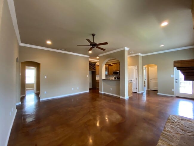 3025 Silver Saddle Dr in Waco, TX - Building Photo - Building Photo