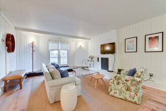 2424 Gough St in San Francisco, CA - Foto de edificio - Building Photo