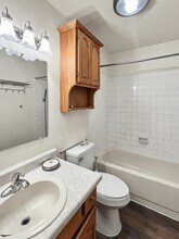 355 Donna Dr in Anchorage, AK - Building Photo - Building Photo