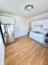 819 E 5th St in Bethlehem, PA - Building Photo - Building Photo