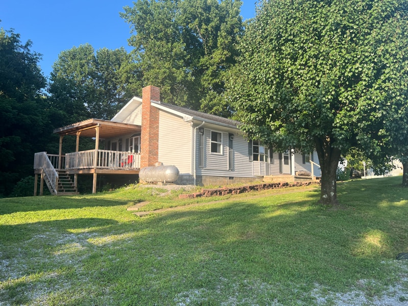 1235 Willie Cheek Rd in London, KY - Building Photo