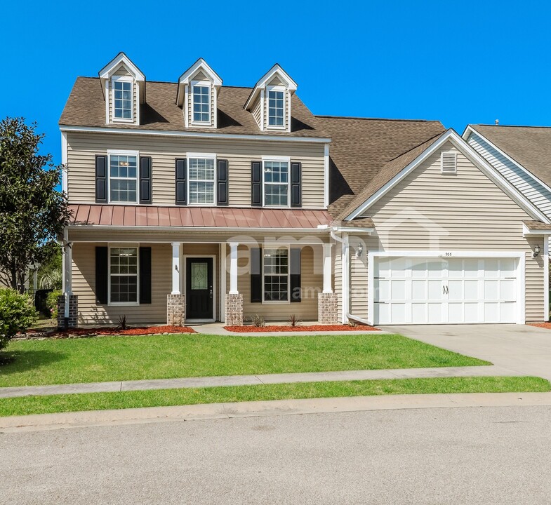 205 Argo Cir in Okatie, SC - Foto de edificio