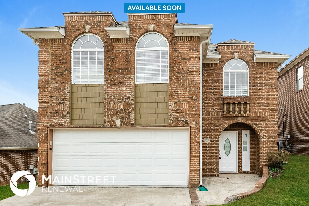1205 Riverford Dr in Hoover, AL - Building Photo