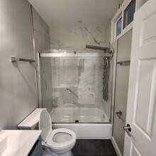 1332 Adams St NE in Washington, DC - Foto de edificio - Building Photo