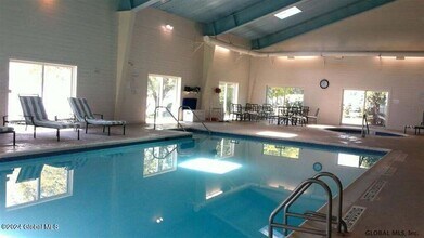 158 Kaydeross Park Rd in Saratoga Springs, NY - Building Photo - Building Photo