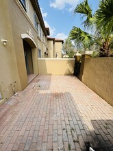 6550 Morgan Hill Trl, Unit 1904 in Royal Palm Beach, FL - Building Photo - Building Photo