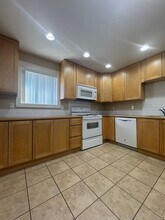 2235 Airport Rd in Ellensburg, WA - Foto de edificio - Building Photo