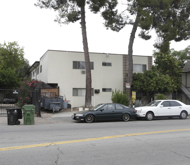 5948 Tujunga Ave in North Hollywood, CA - Building Photo - Building Photo