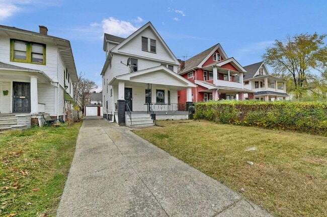 1486 E 134th St in East Cleveland, OH - Building Photo - Building Photo