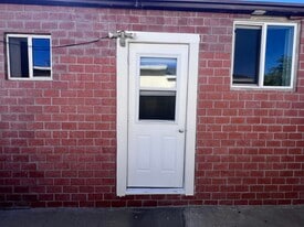 814 W 147th St, Unit Side in Gardena, CA - Building Photo