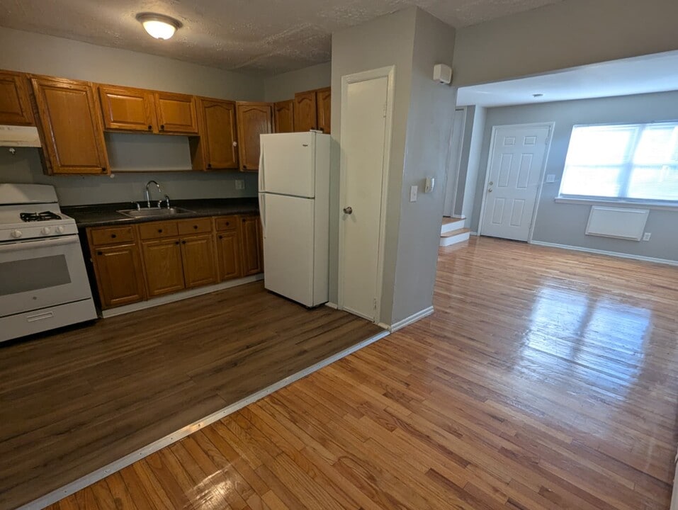 215 Blake St in New Haven, CT - Foto de edificio