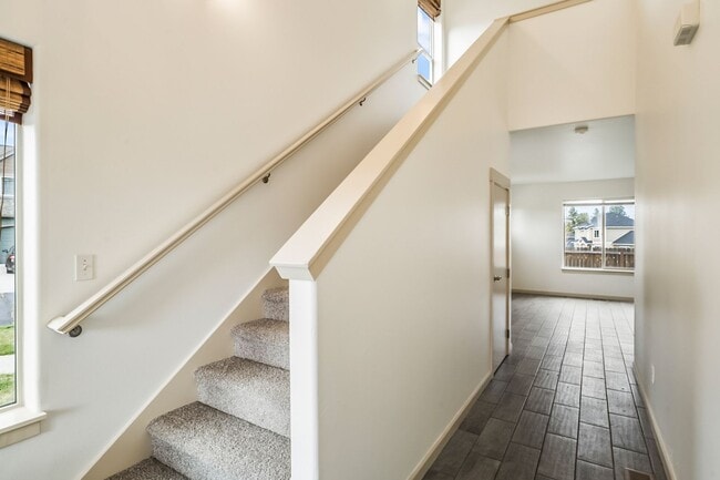 60960 Miles Ct in Bend, OR - Building Photo - Building Photo