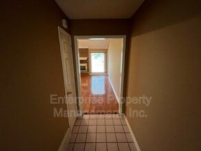 5503 Kindle Creek Dr in Memphis, TN - Foto de edificio - Building Photo