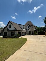 1142 Green Wood Cir in Haughton, LA - Building Photo