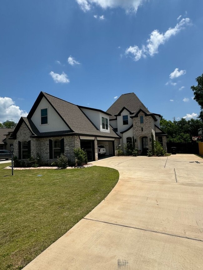 property at 1142 Green Wood Cir