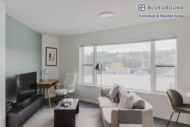 property at 4609 Union Bay Pl NE
