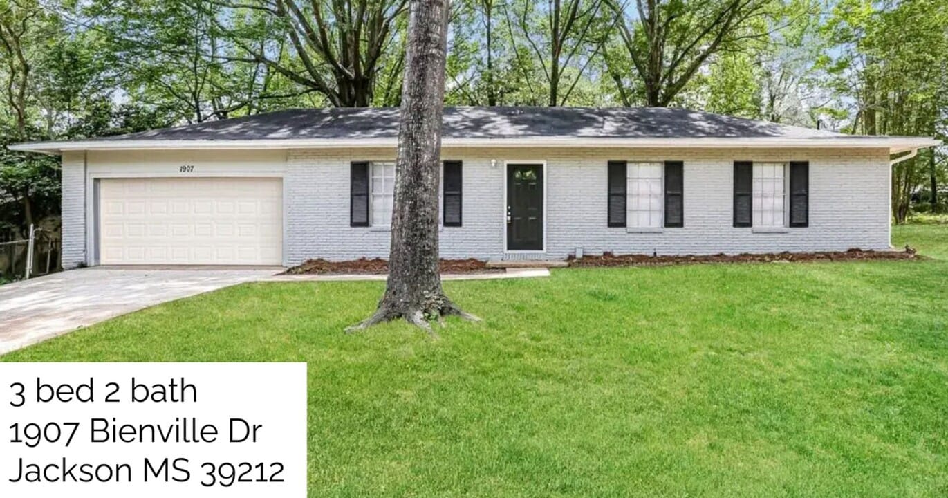 1907 Bienville Dr in Jackson, MS - Building Photo
