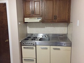 134 W Main St in Plainville, CT - Building Photo - Building Photo