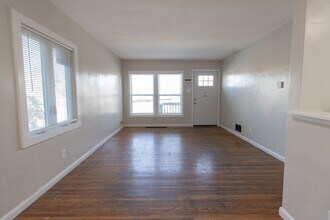 1800 Sunrise Dr in Columbia, MO - Building Photo - Building Photo