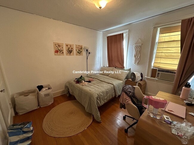 172 Norfolk St, Unit 3