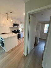 8507 Croydon Ave in Los Angeles, CA - Building Photo - Building Photo