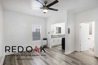 290 Loma Dr in Los Angeles, CA - Building Photo - Building Photo