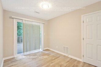 5027 Vonn Pl, Unit D-36 in Stone Mountain, GA - Building Photo - Building Photo