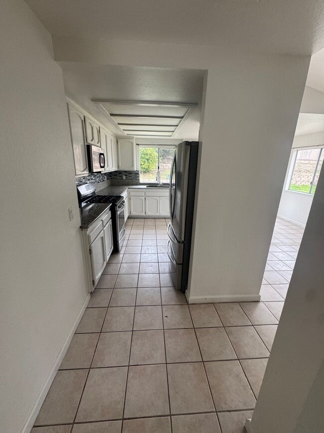 115 Cain Dr in Santa Maria, CA - Building Photo - Building Photo