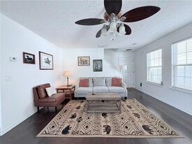 5705 Mountain Top Pl in Cumming, GA - Building Photo