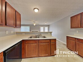 3703 Harvest Dr in Decatur, GA - Building Photo - Building Photo