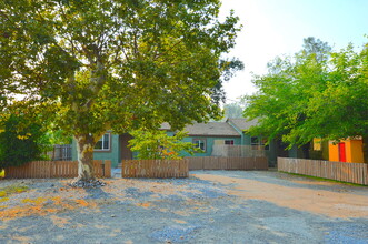 2230 El Reno Ln in Redding, CA - Building Photo - Building Photo