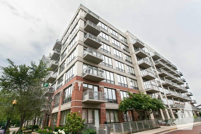 property at 1000 N Kingsbury St
