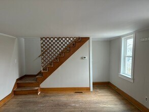 251 Wayne Ave in Waynesboro, PA - Building Photo - Building Photo