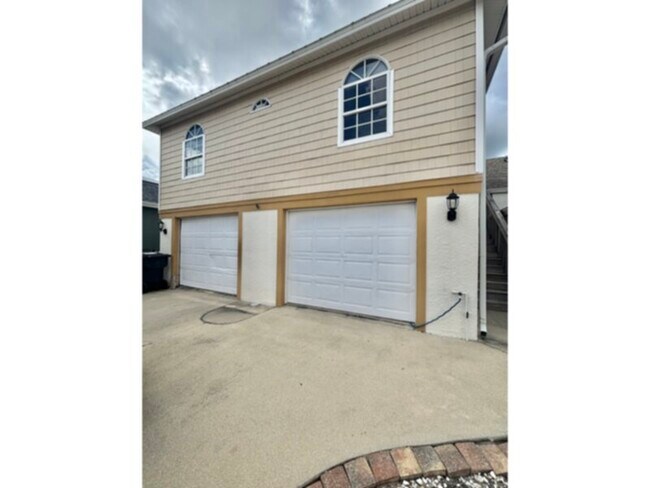 6111 Montego Bay Loop in Ft. Myers, FL - Building Photo - Building Photo