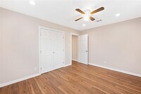 3442 Seabrook St photo'