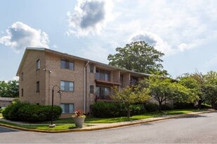 Auden Place in Silver Spring, MD - Building Photo