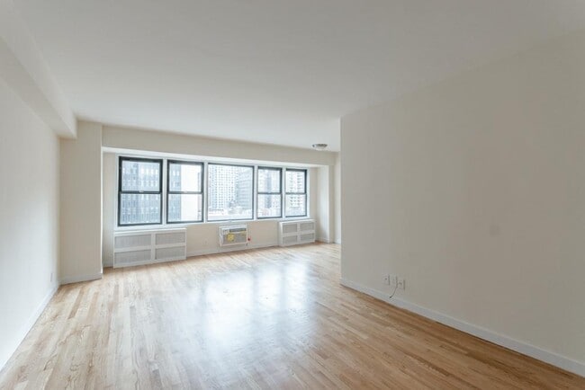 property at 236 E 36th St