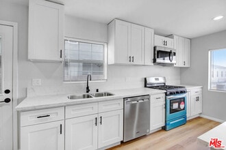 609 Pico St in San Fernando, CA - Building Photo - Building Photo