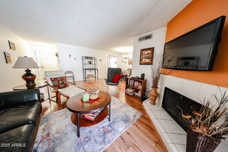 9445 N 94th Pl in Scottsdale, AZ - Building Photo - Building Photo