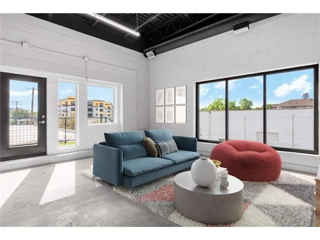 property at 801 SE 9th St