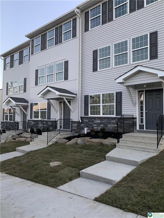 property at 424 Union St