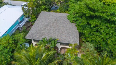 29850 Journeys End Rd in Big Pine Key, FL - Building Photo - Building Photo