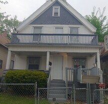 116 E Concordia Ave in Milwaukee, WI - Building Photo