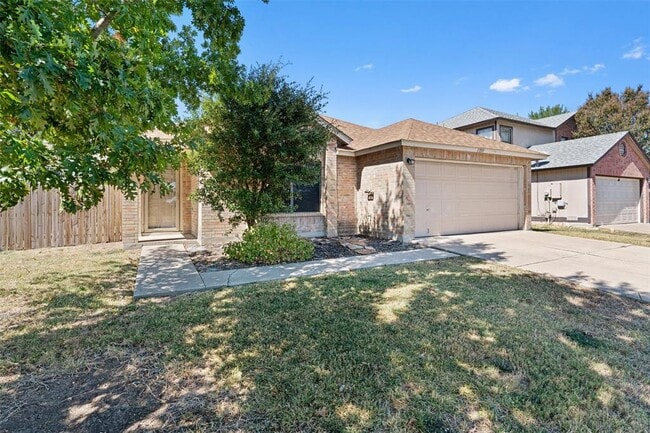 1353 Lakeside Loop in Round Rock, TX - Building Photo - Building Photo