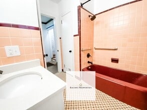 101 Jacobs Hwy in Clinton, SC - Building Photo - Building Photo